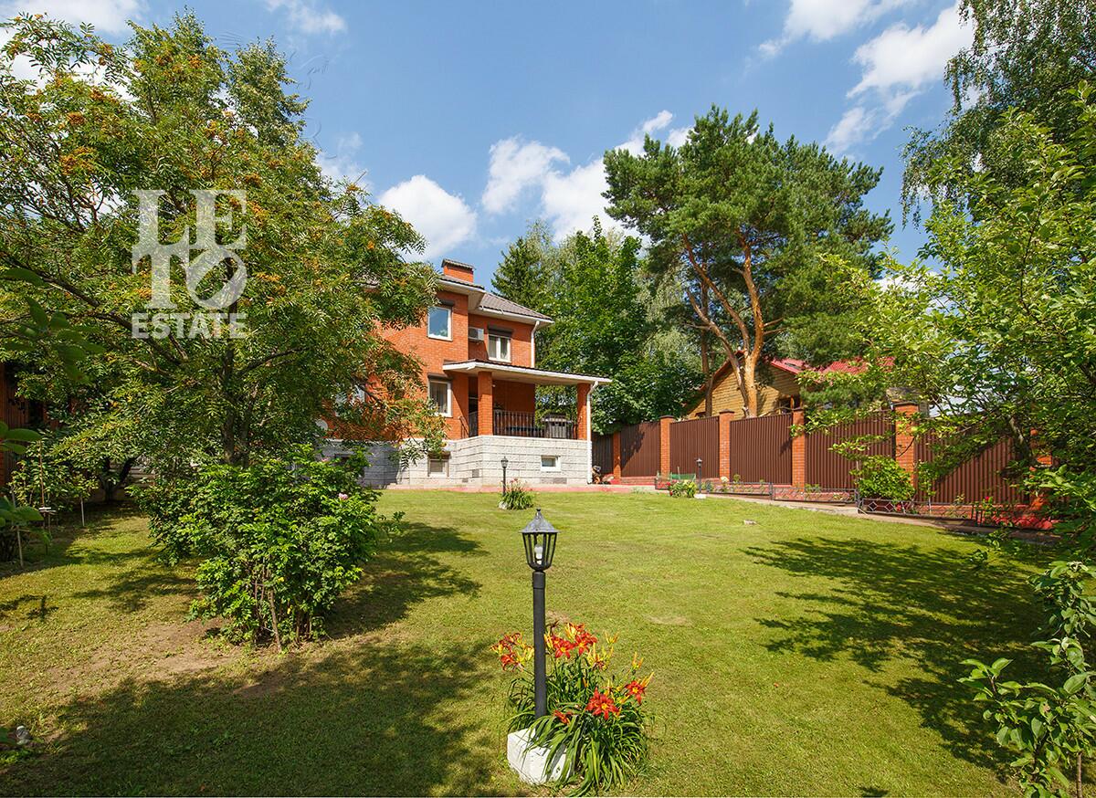 3-этажный коттедж 406 м² с отделкой