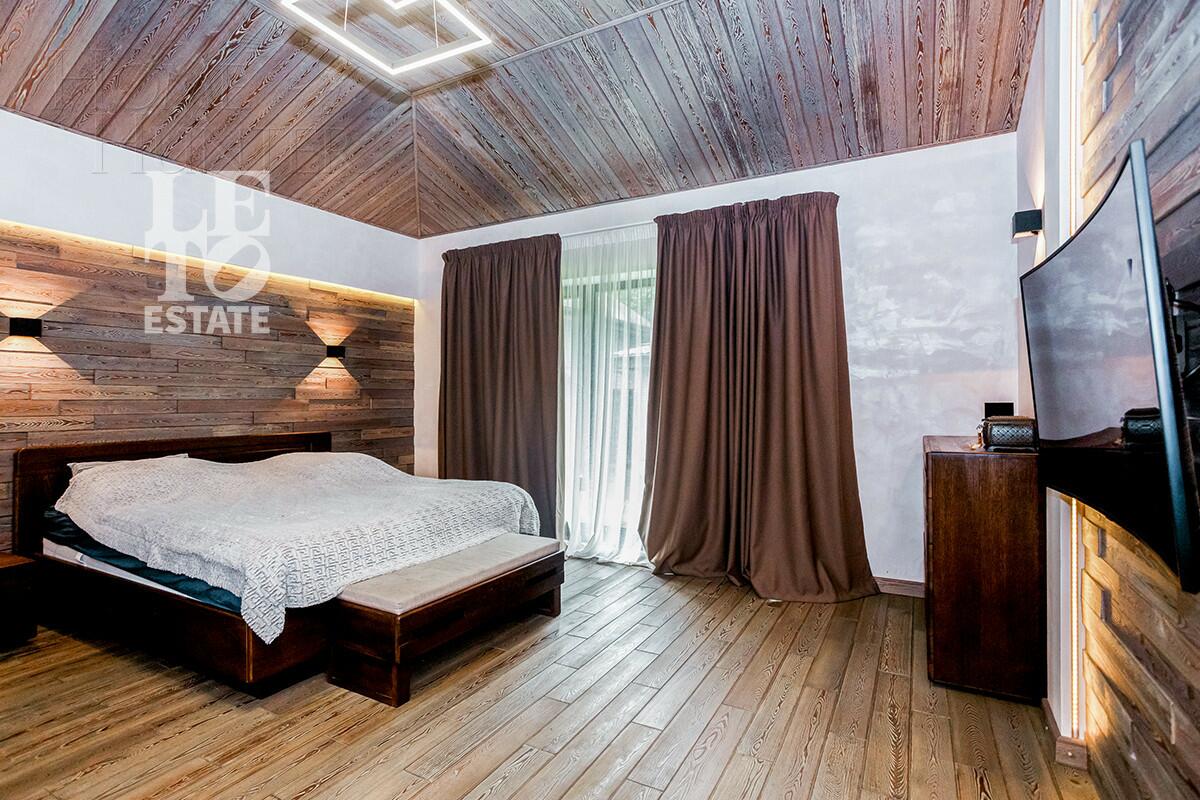 2-этажный коттедж 302 м² с отделкой