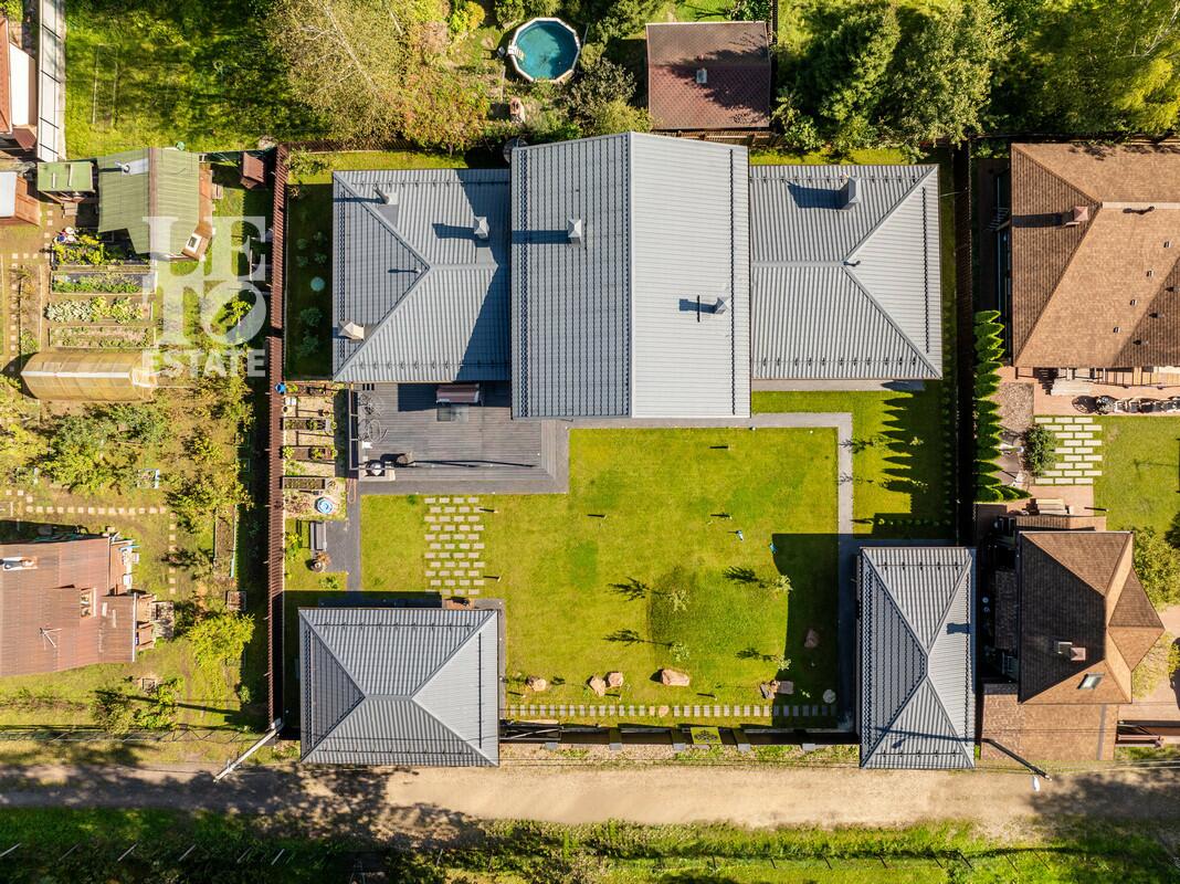 2-этажный коттедж 302 м² с отделкой