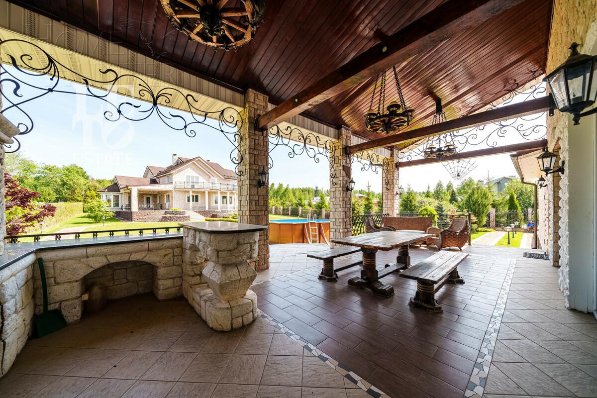 2-этажный коттедж 795 м² без отделки