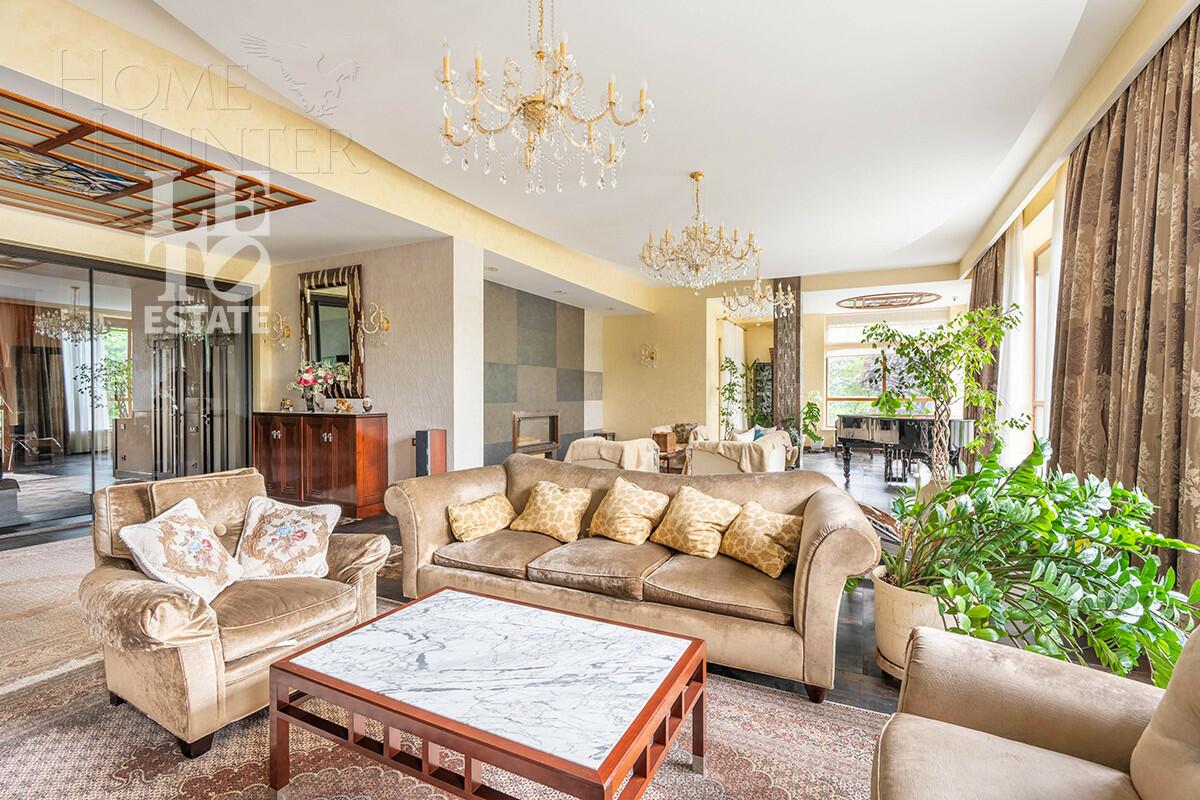 2-этажный коттедж 841 м² с отделкой