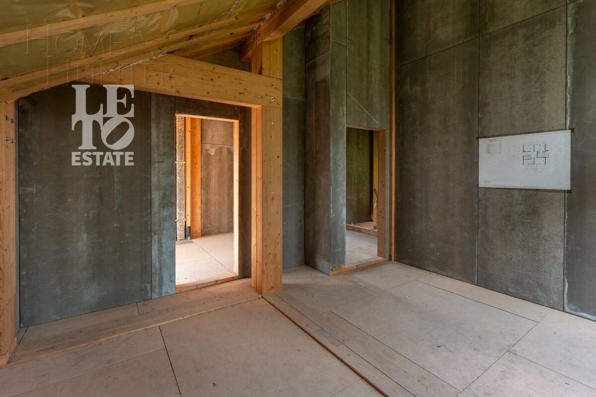 2-этажный коттедж 322.2 м² без отделки