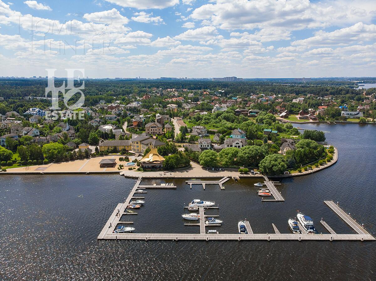 2-этажный коттедж 600 м² с отделкой