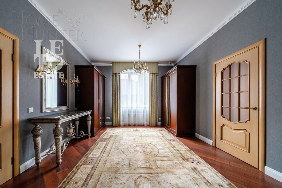 2-этажный коттедж 541 м² с отделкой