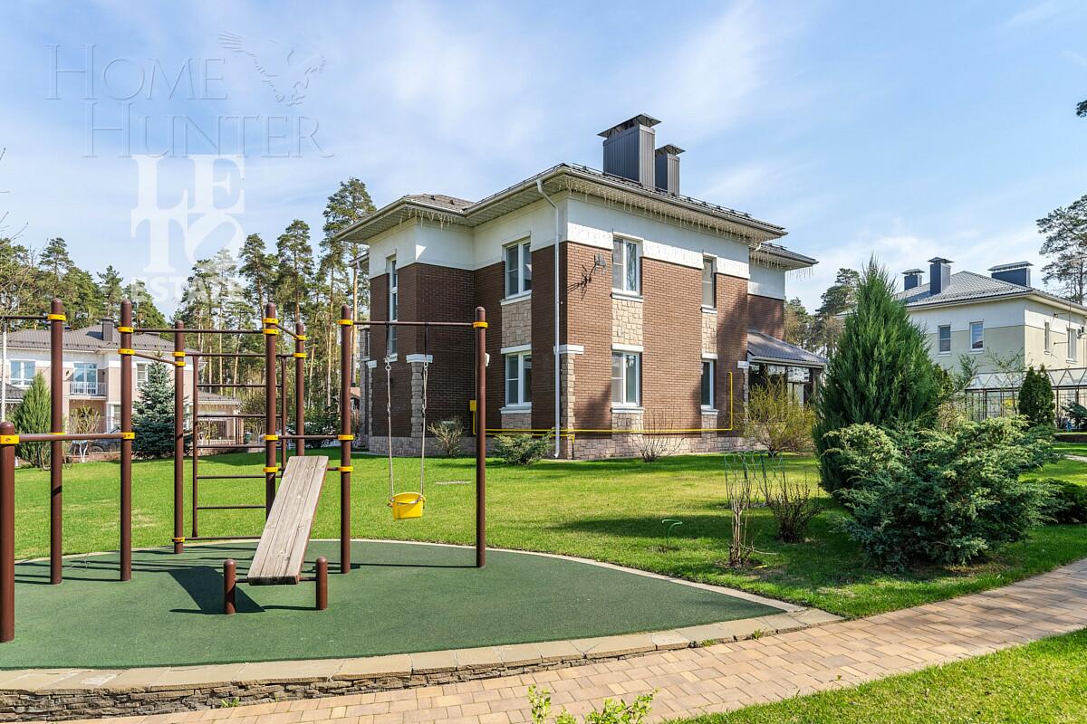 2-этажный коттедж 214 м² с отделкой