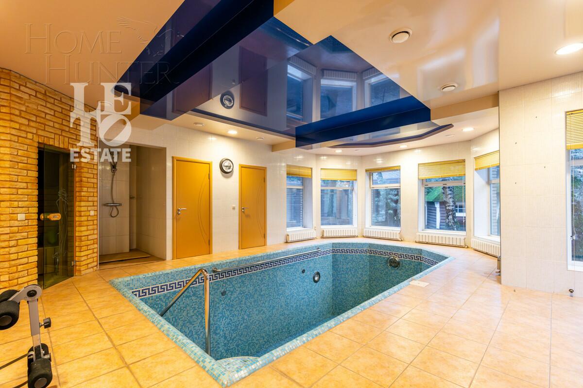 2-этажный коттедж 541 м² с отделкой