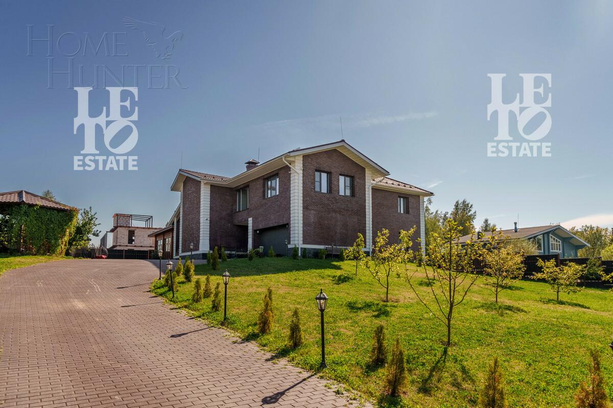 2-этажный коттедж 495.7 м² с отделкой