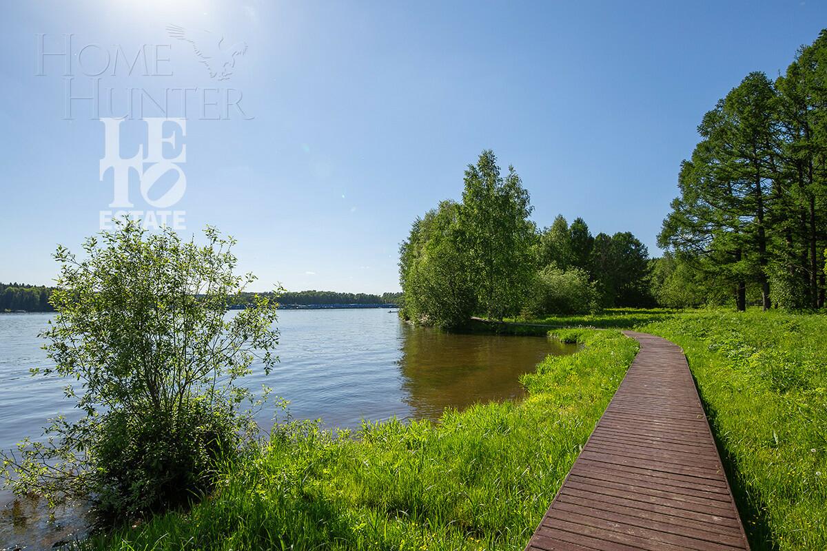 2-этажный коттедж 795 м² без отделки