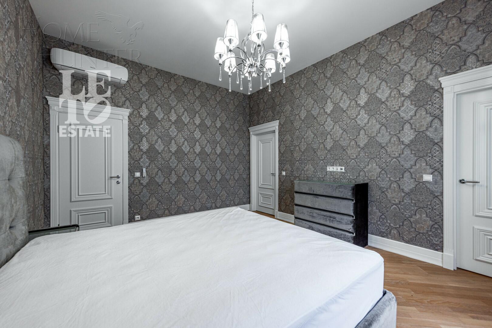 1-этажный коттедж 328 м² с отделкой