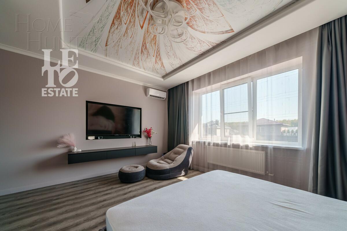 2-этажный коттедж 244 м² с отделкой