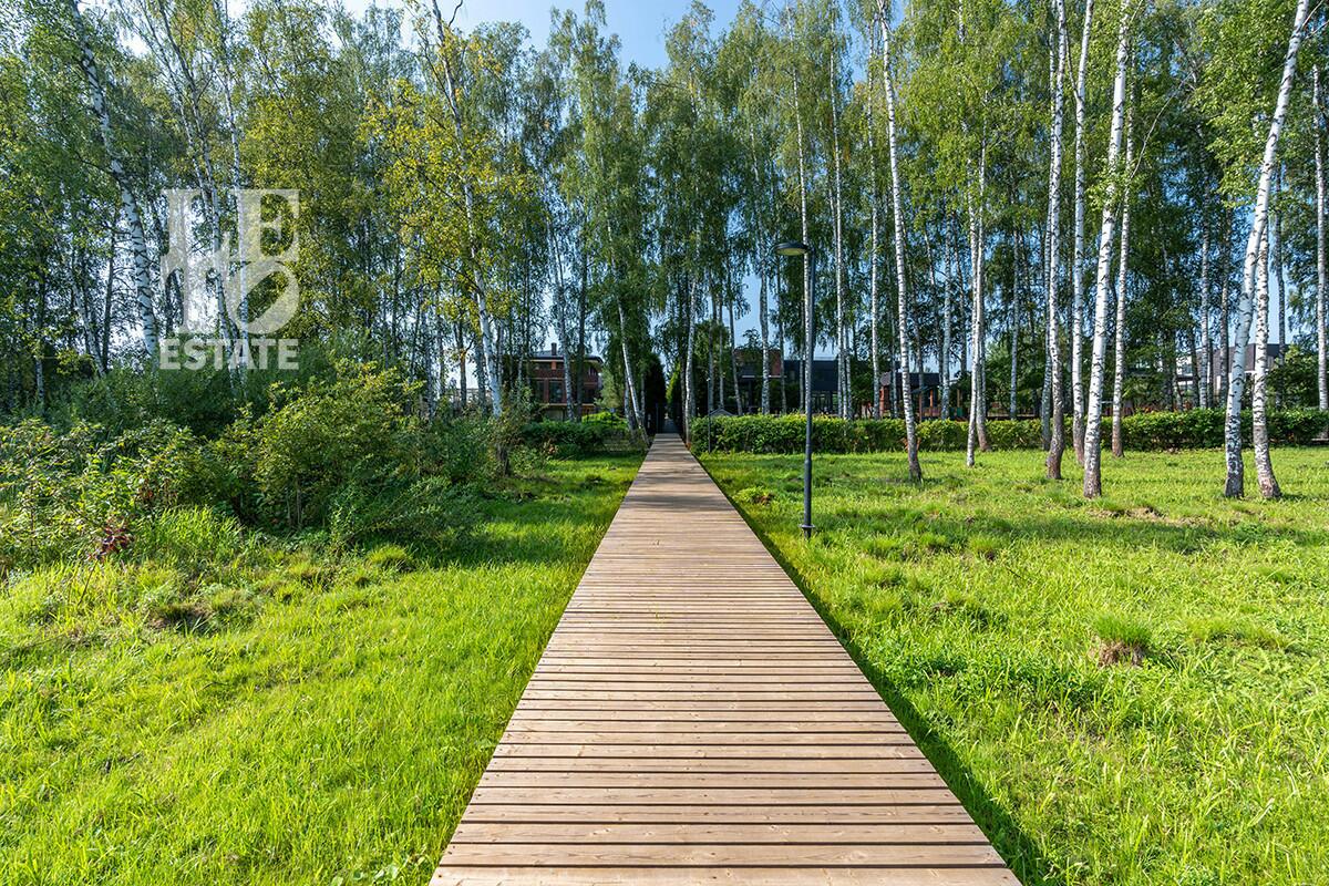 2-этажный коттедж 691.4 м² без отделки