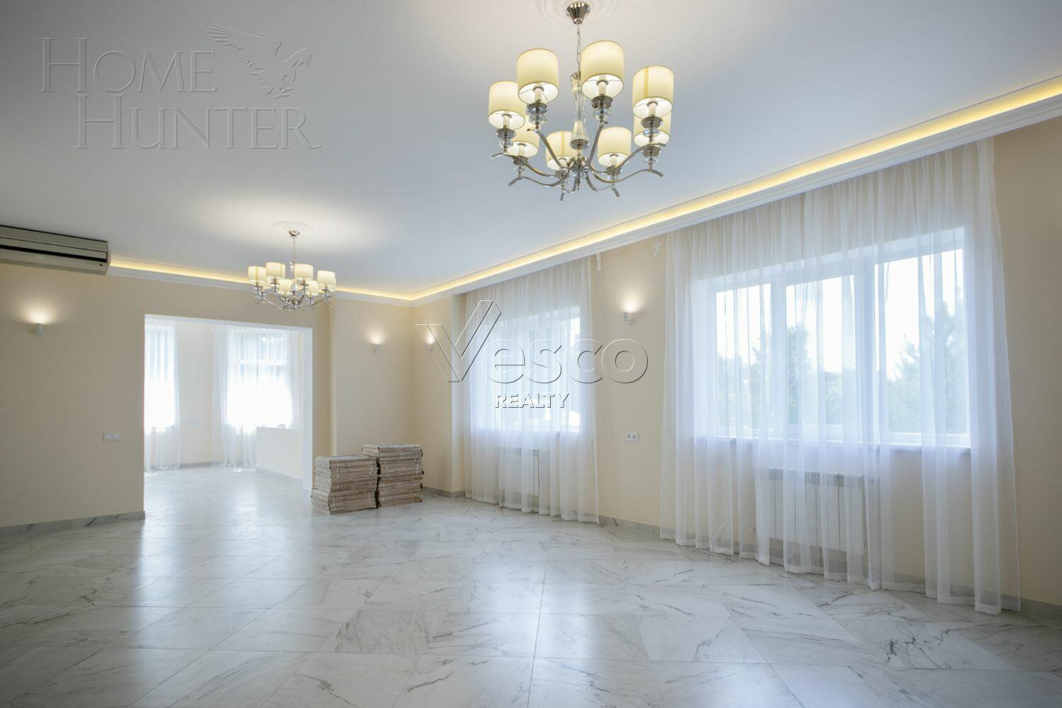 2-этажный коттедж 450 м² с отделкой