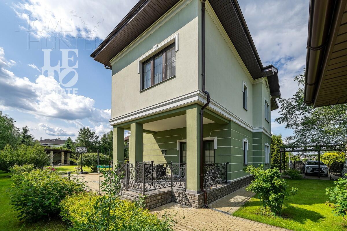 2-этажный коттедж 286.6 м² с отделкой