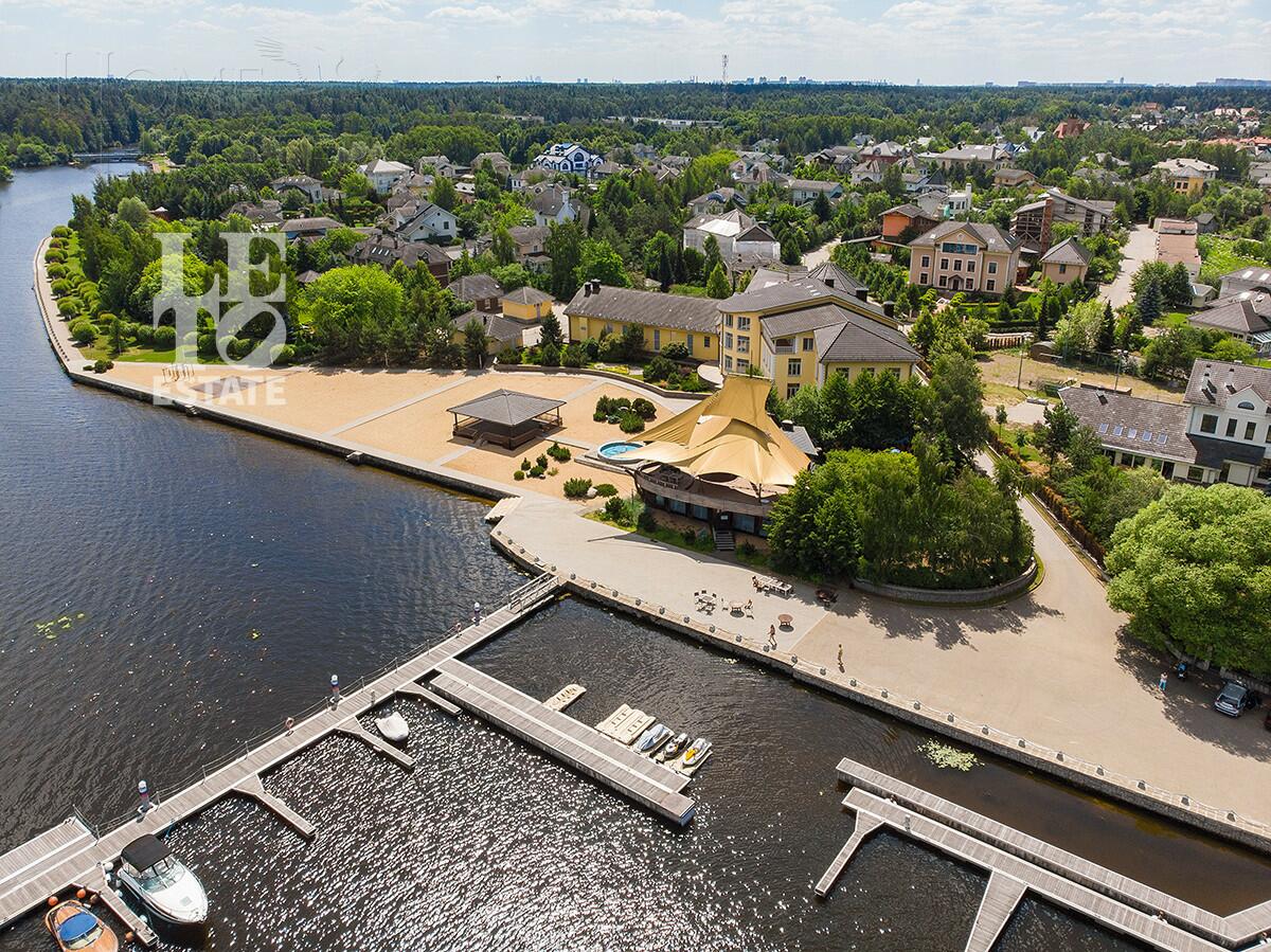 2-этажный коттедж 600 м² с отделкой