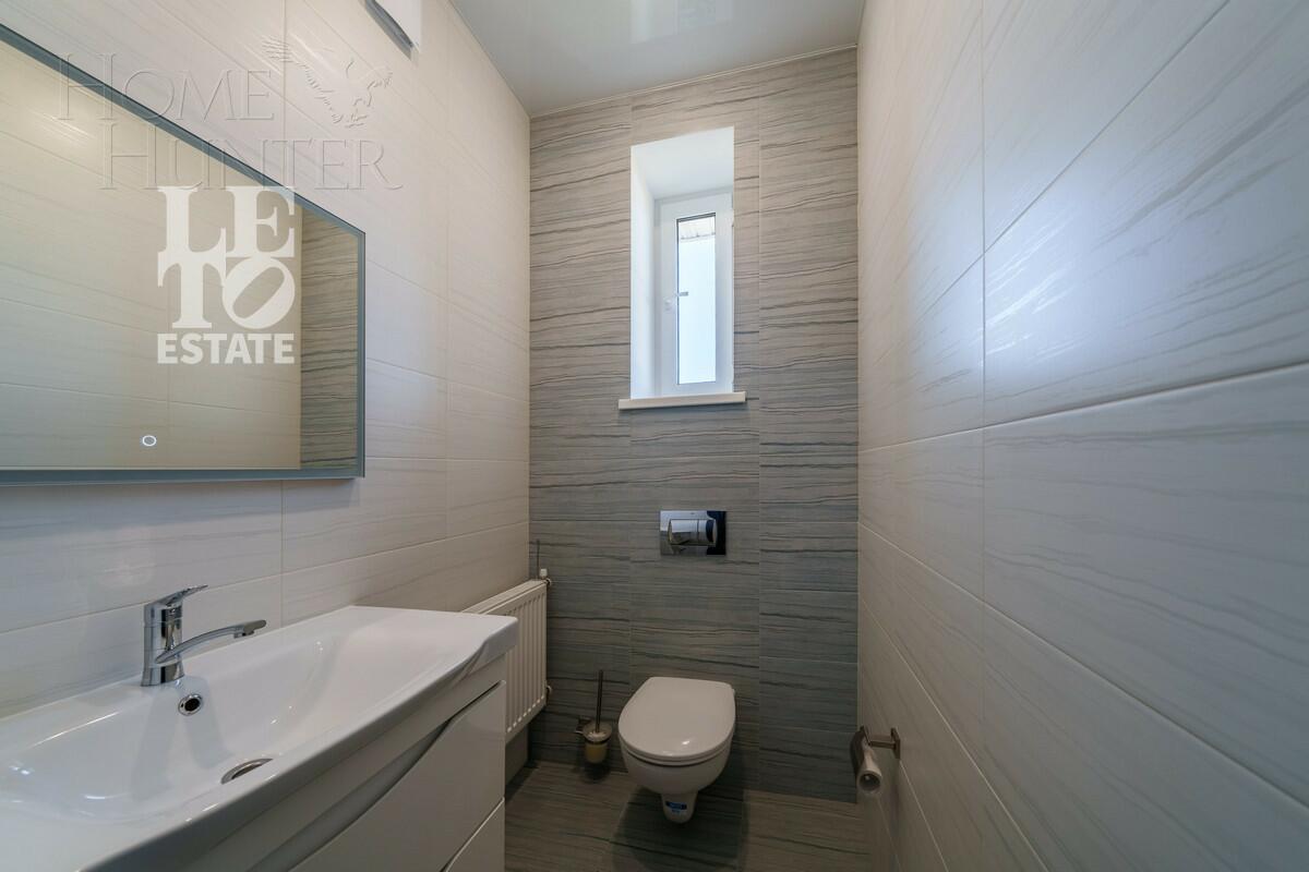 2-этажный коттедж 244 м² с отделкой