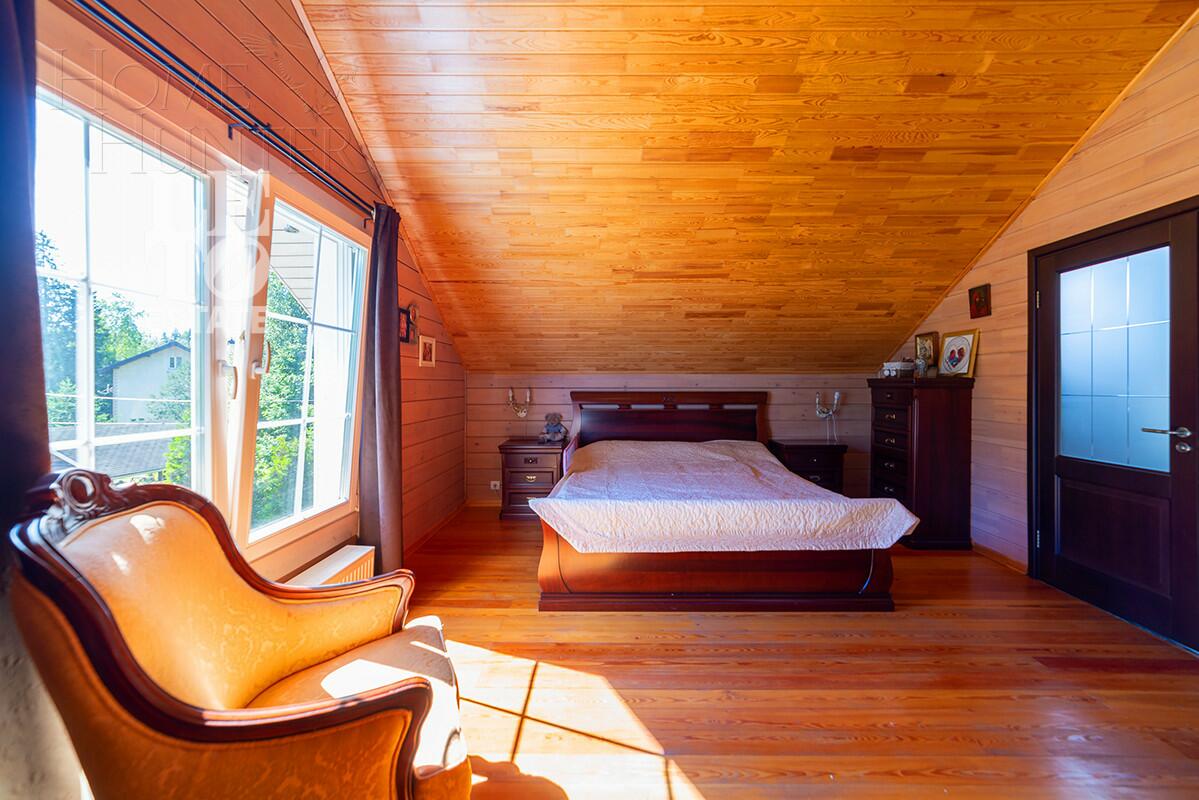 2-этажный коттедж 350 м² с отделкой