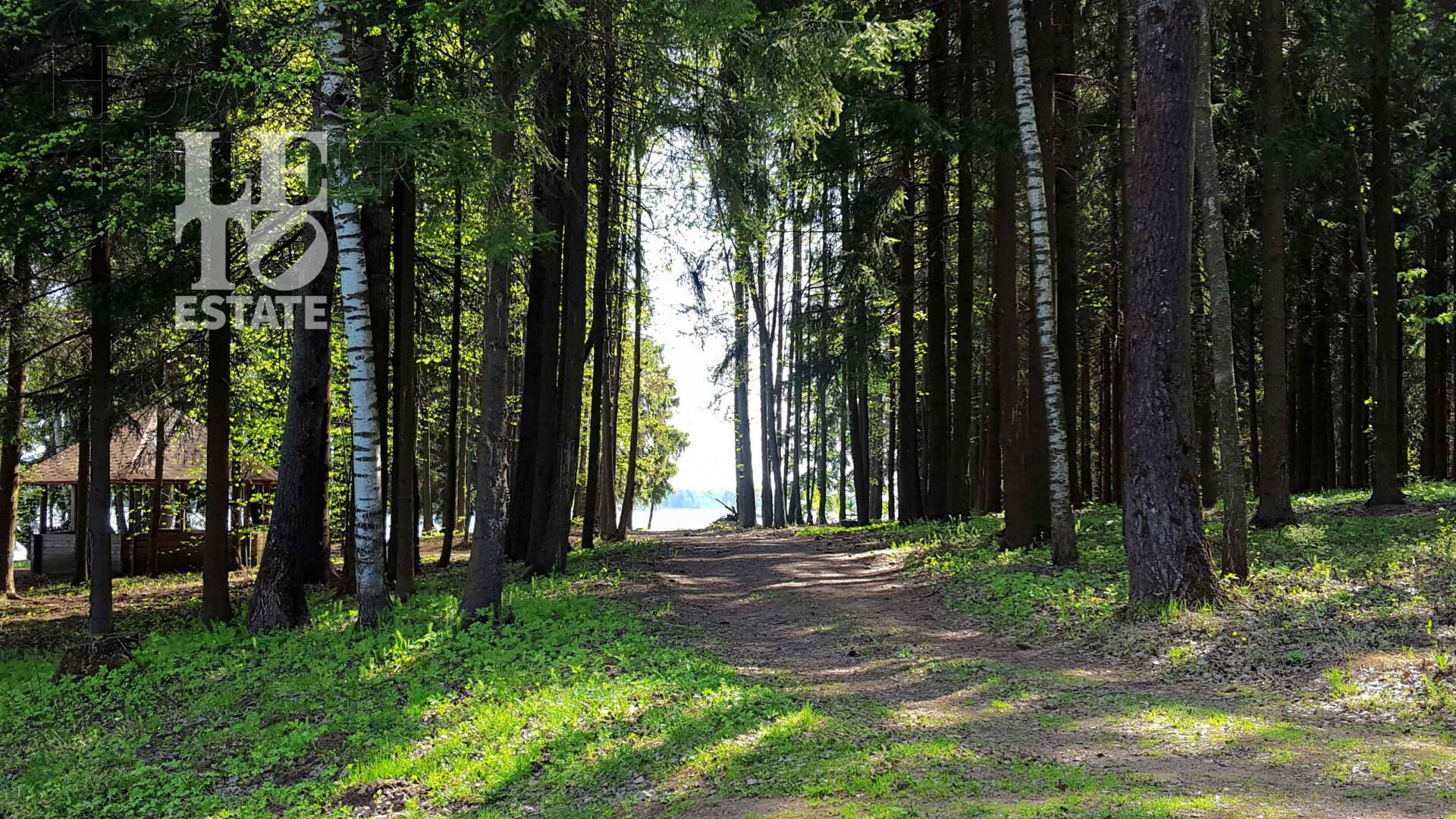 Участок 70.38 сот. в охраняемом поселке