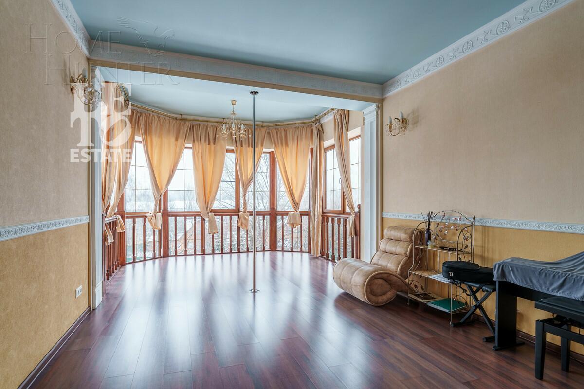 2-этажный коттедж 553.8 м² с отделкой