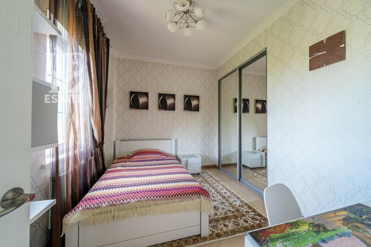 2-этажный коттедж 286.6 м² с отделкой