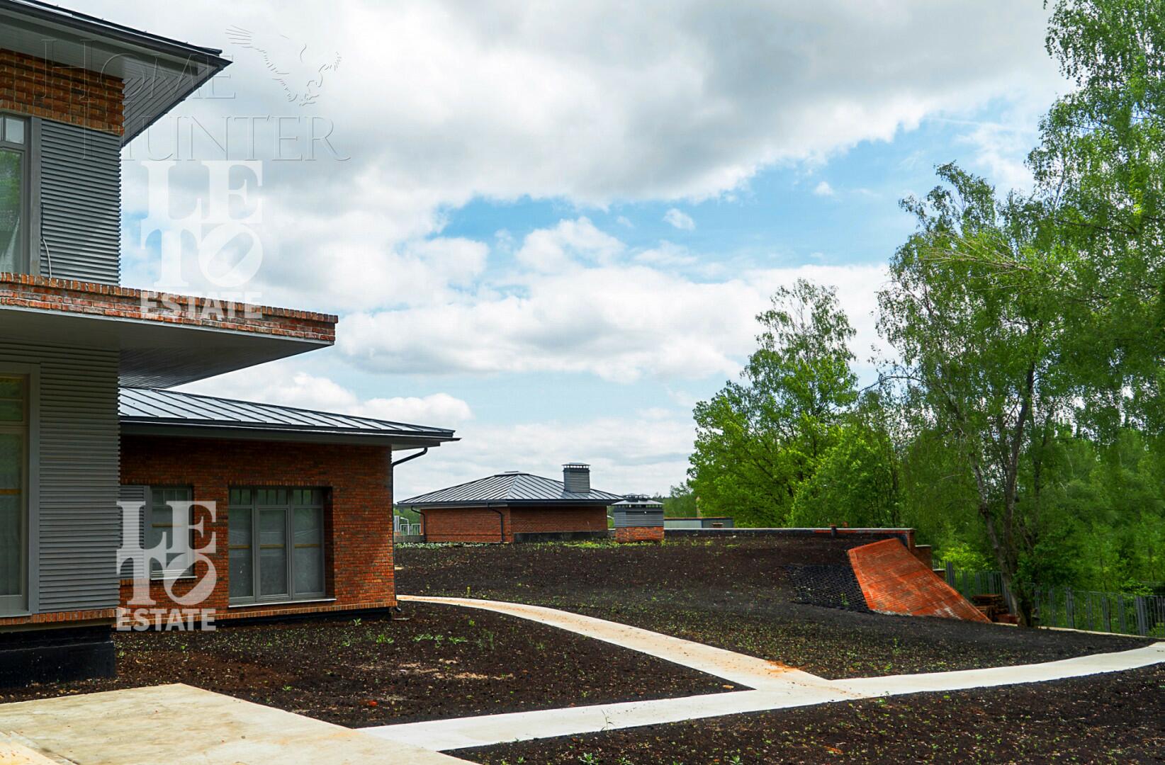 2-этажный коттедж 539.3 м² без отделки