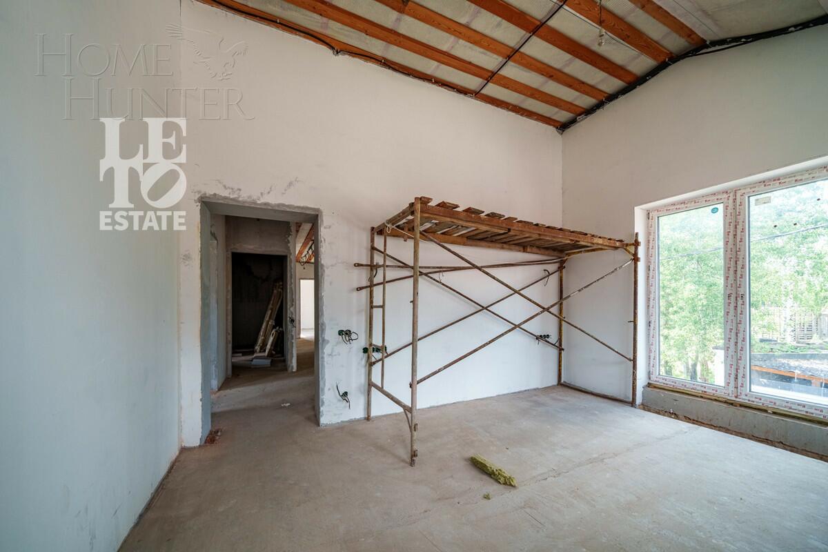 2-этажный коттедж 398.2 м² без отделки