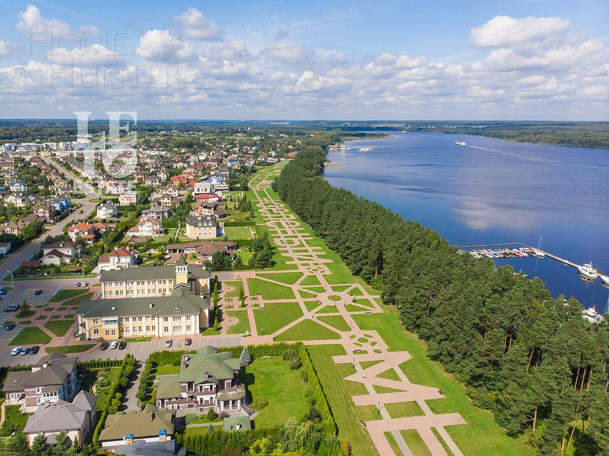 2-этажный таунхаус 200 м² с отделкой