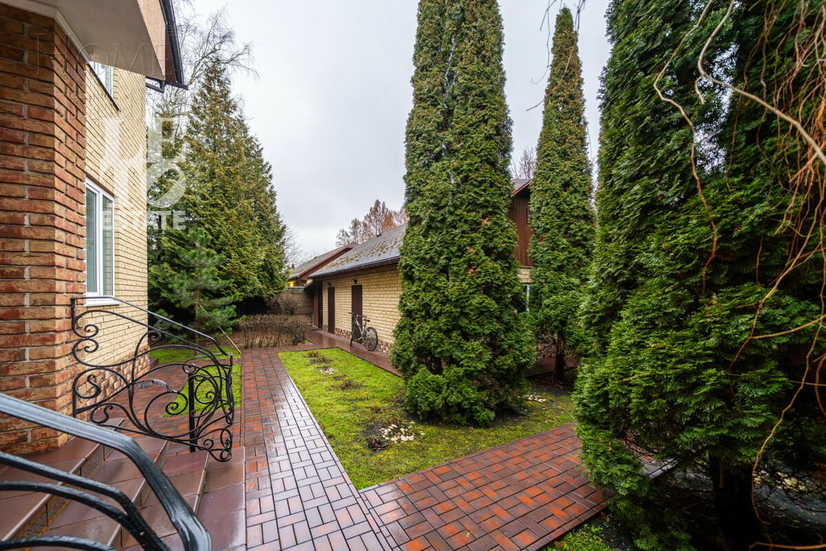 2-этажный коттедж 541 м² с отделкой