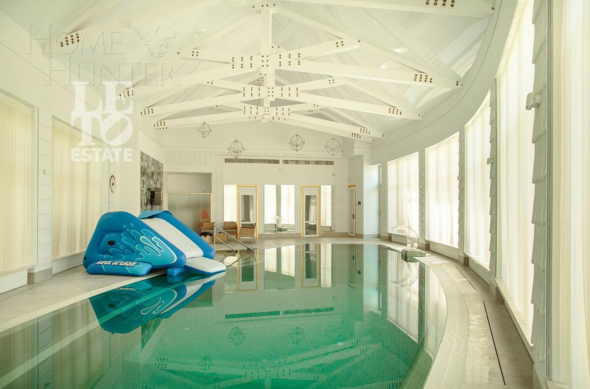 2-этажный коттедж 1 200 м² с отделкой