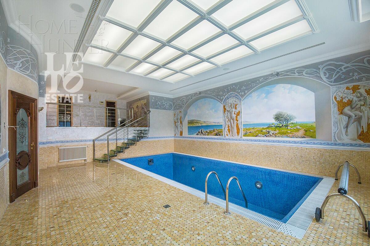 3-этажный коттедж 1 500 м² с отделкой