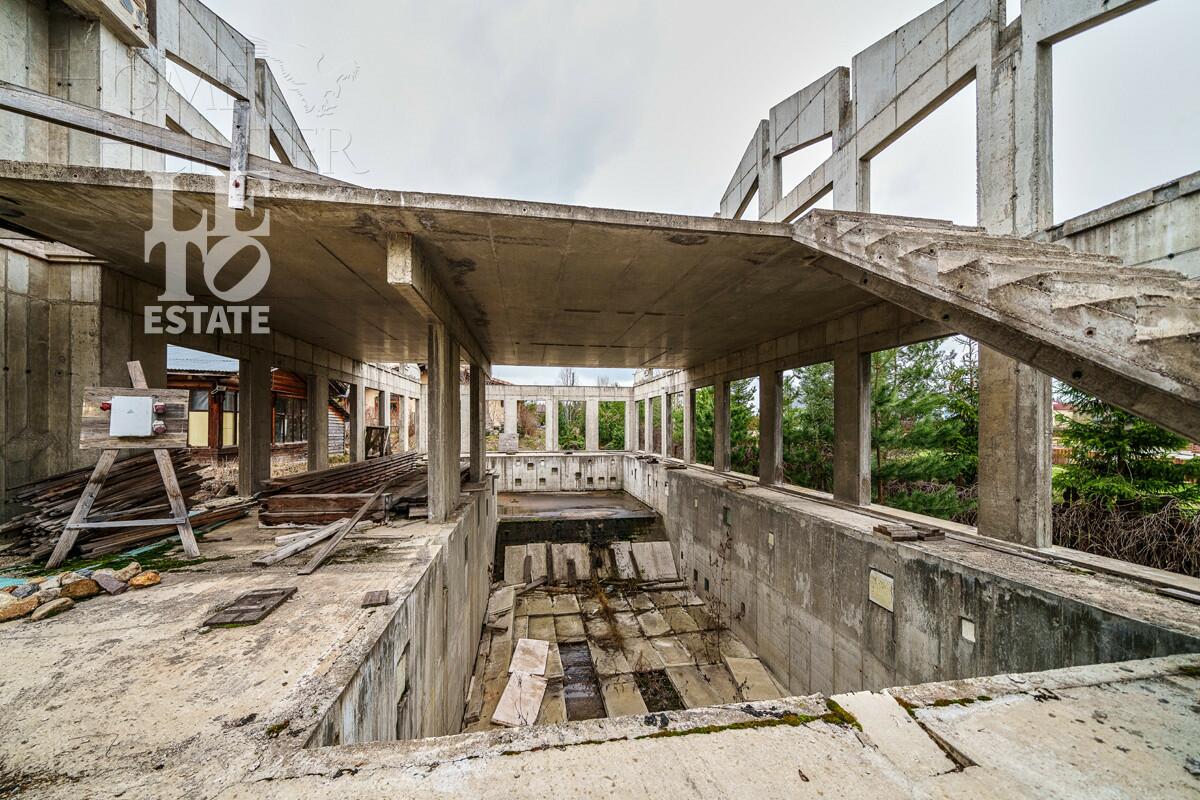 3-этажный коттедж 2 270 м² без отделки