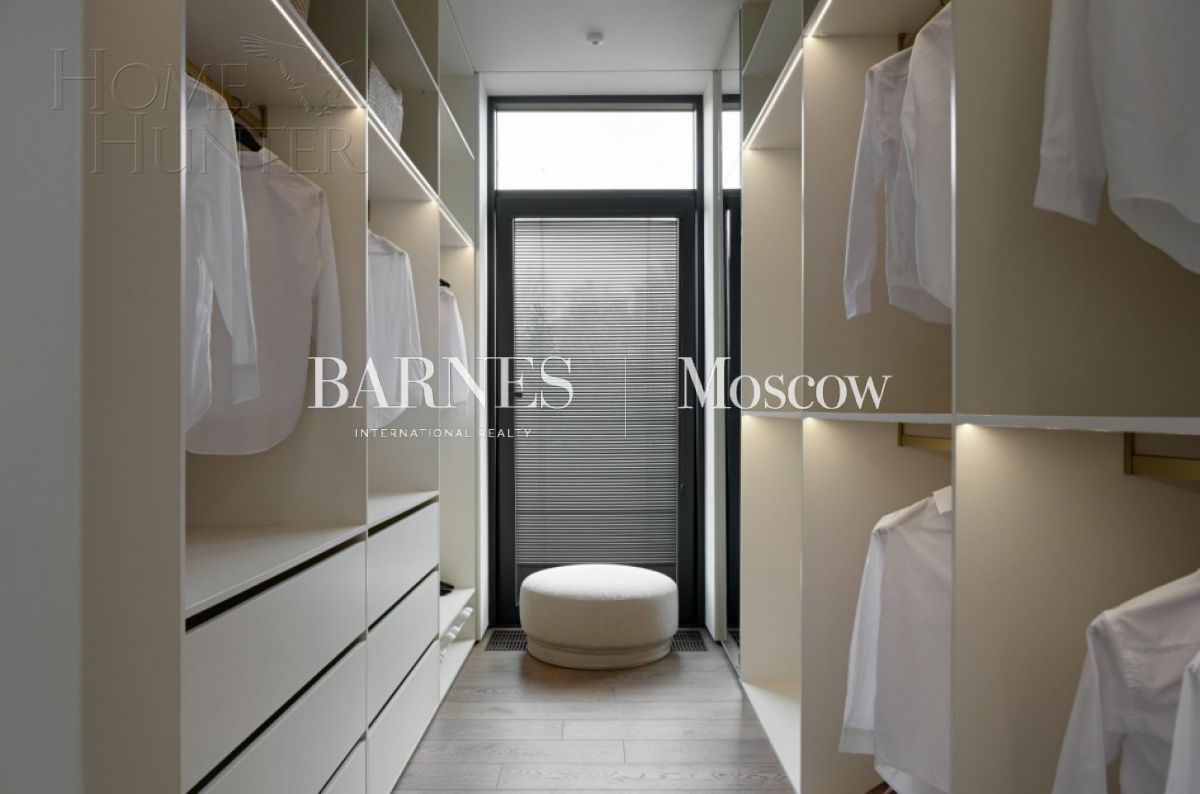 2-этажный коттедж 390.5 м² с отделкой