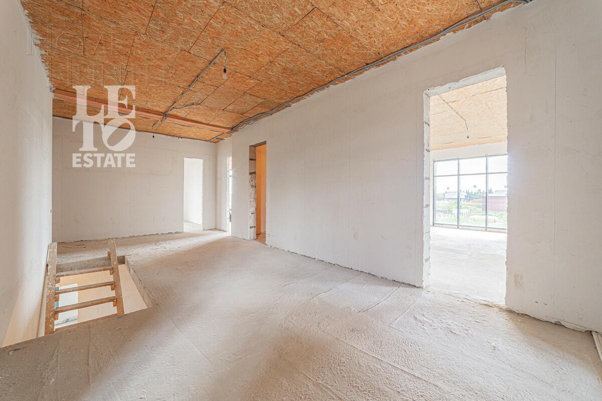 2-этажный коттедж 551.3 м² без отделки