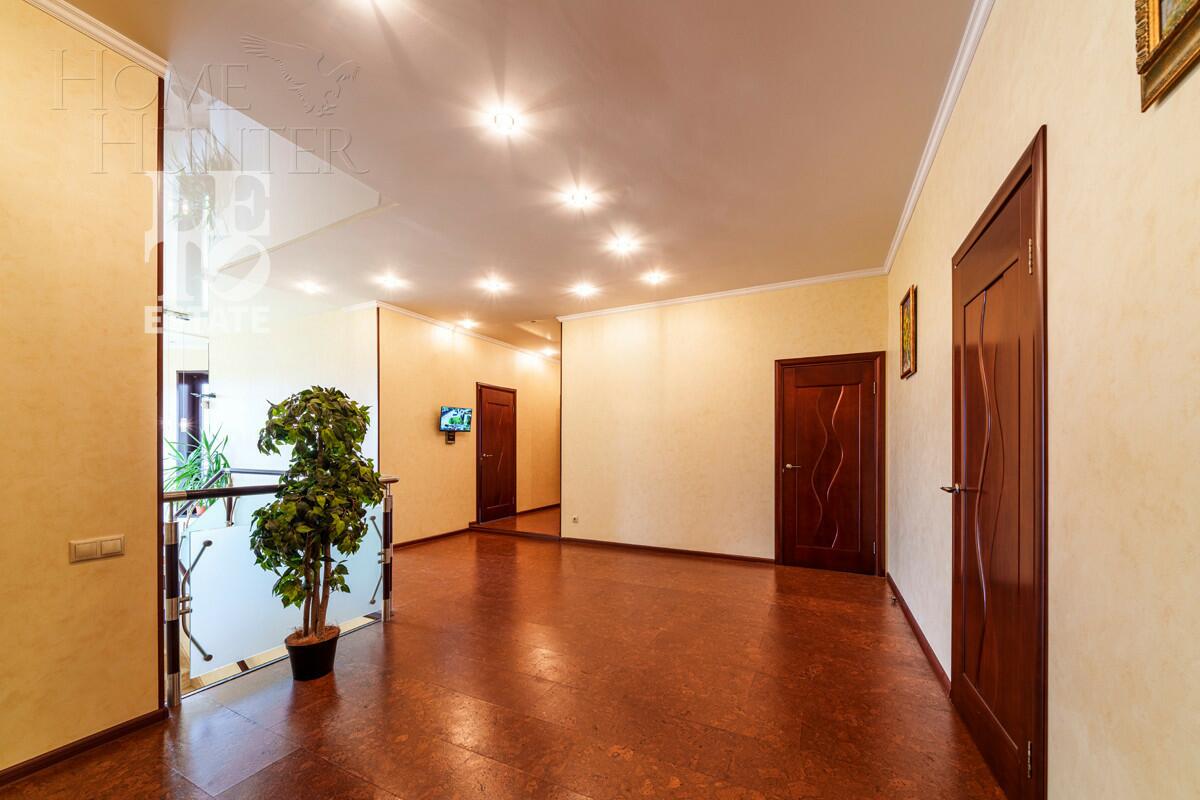 2-этажный коттедж 529.6 м² с отделкой