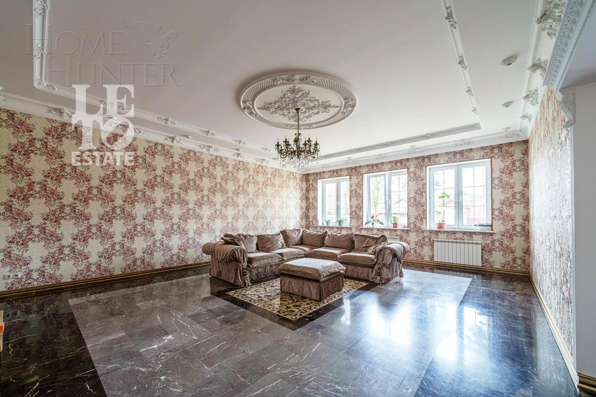 2-этажный коттедж 290 м² с отделкой