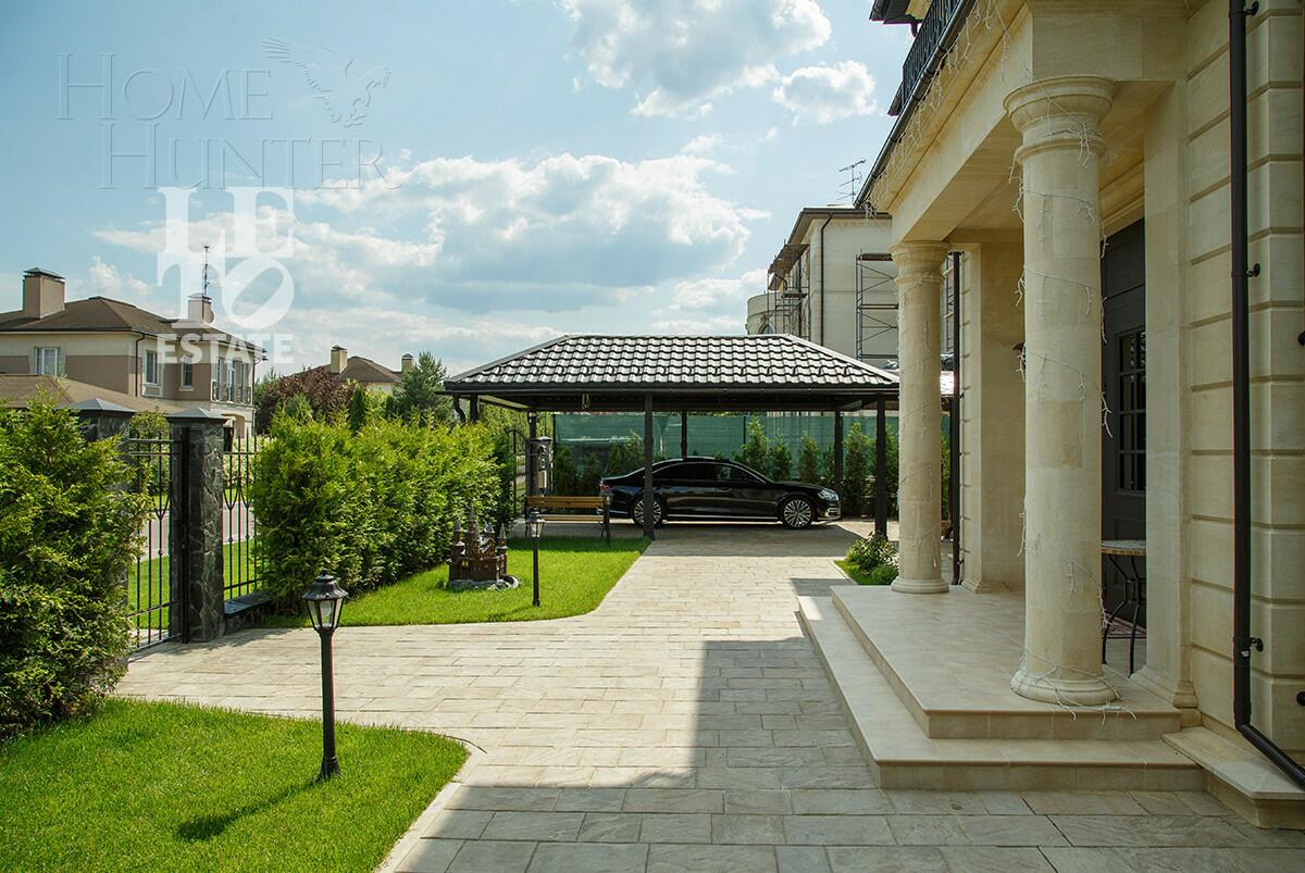 2-этажный коттедж 1 200 м² с отделкой