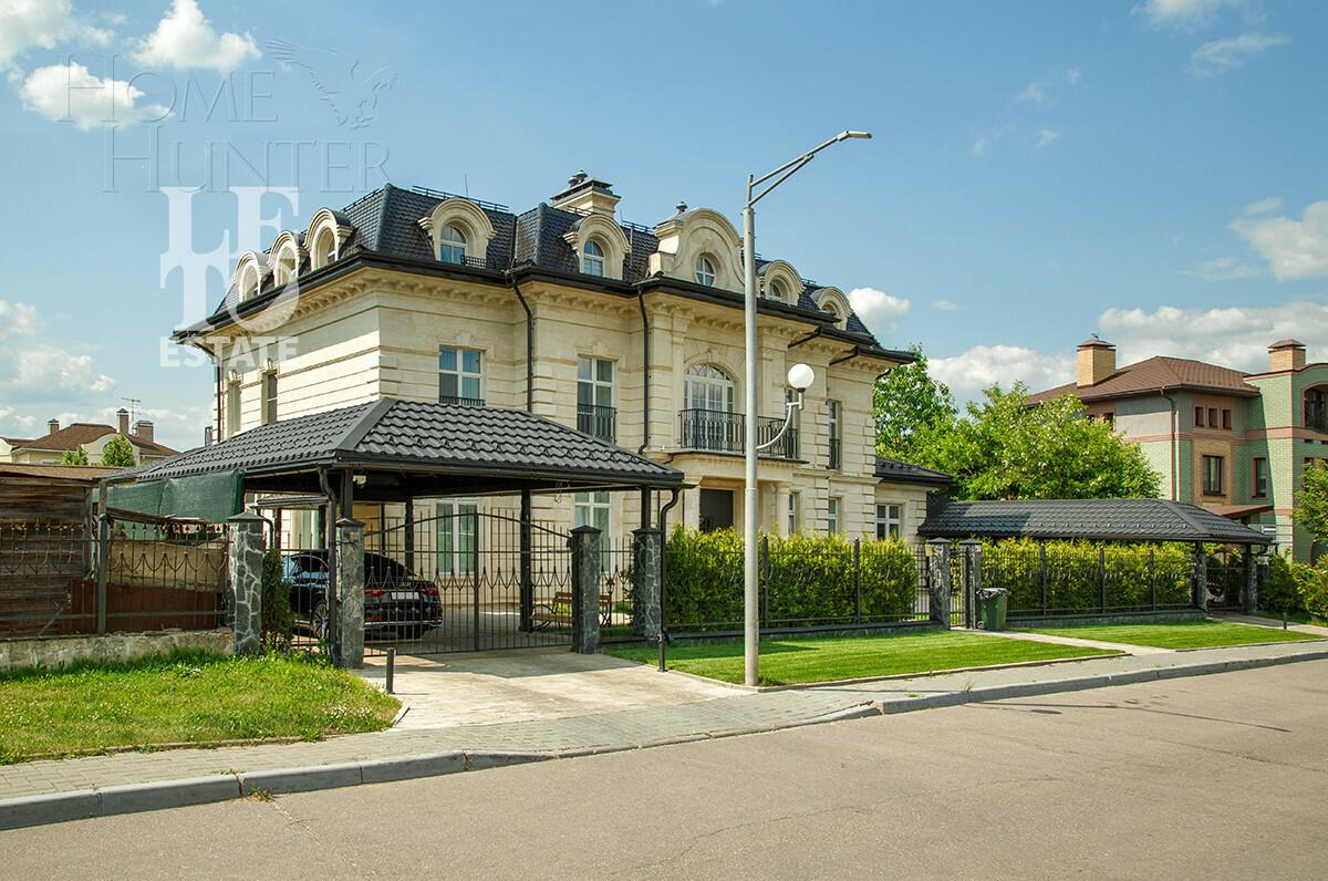 2-этажный коттедж 1 200 м² с отделкой