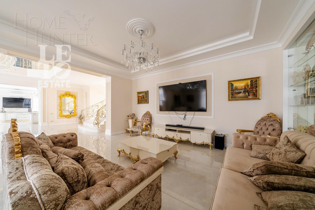 2-этажный коттедж 1 110 м² с отделкой