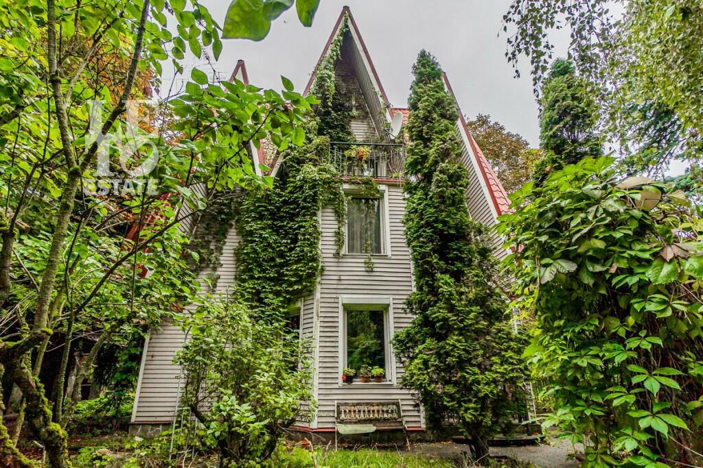 3-этажный коттедж 150 м² с отделкой