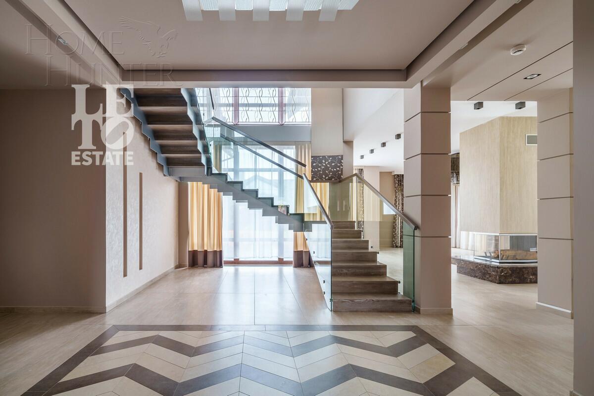 2-этажный коттедж 699 м² с отделкой