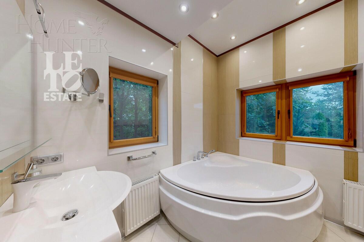 2-этажный коттедж 403 м² с отделкой