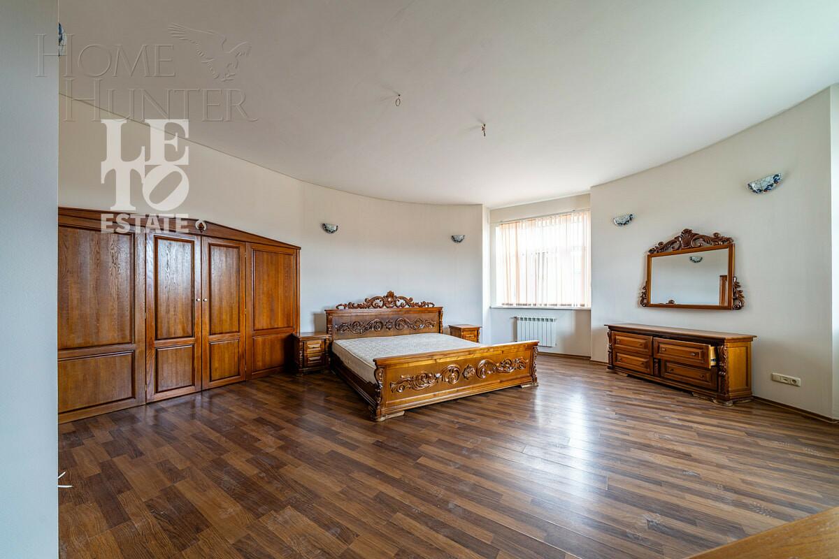 2-этажный коттедж 614 м² с отделкой