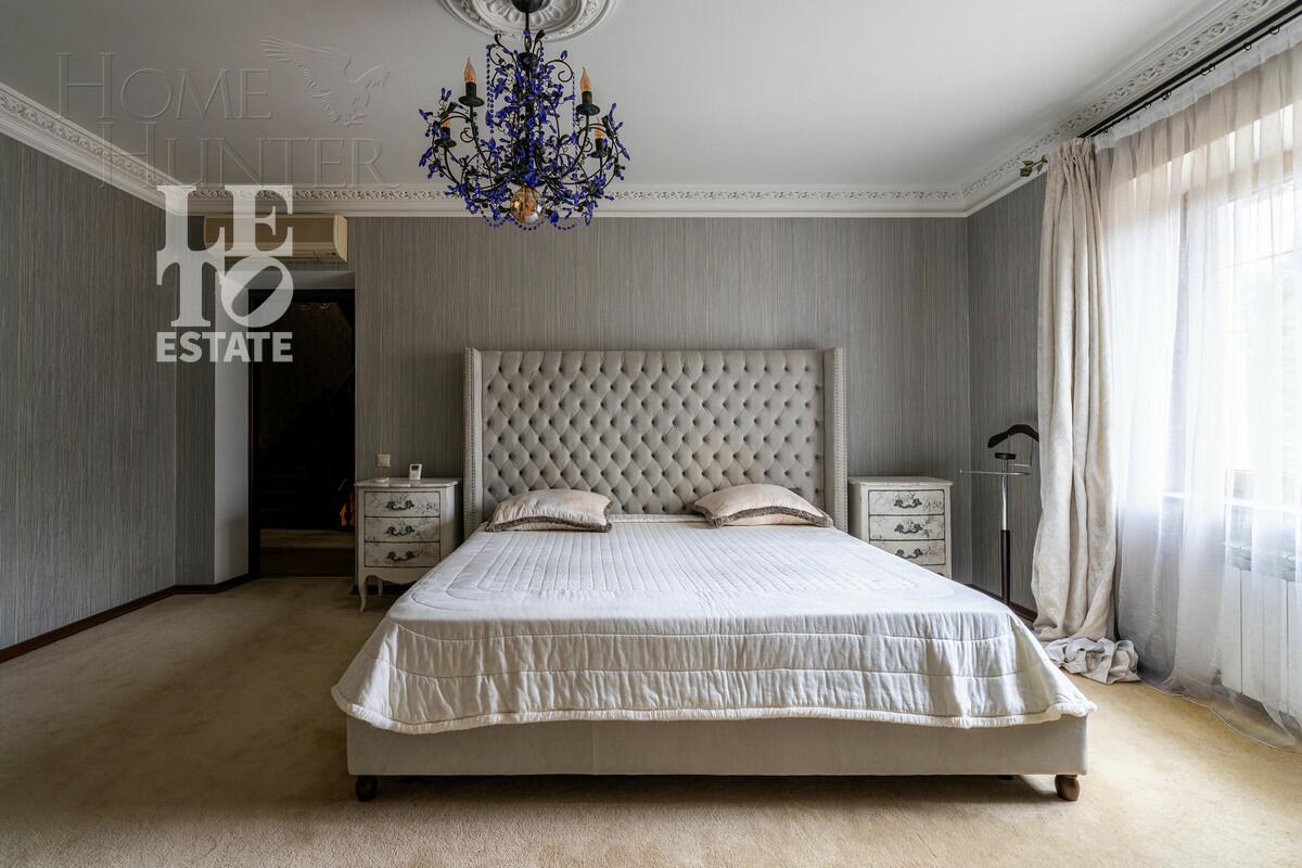 3-этажный коттедж 520 м² с отделкой