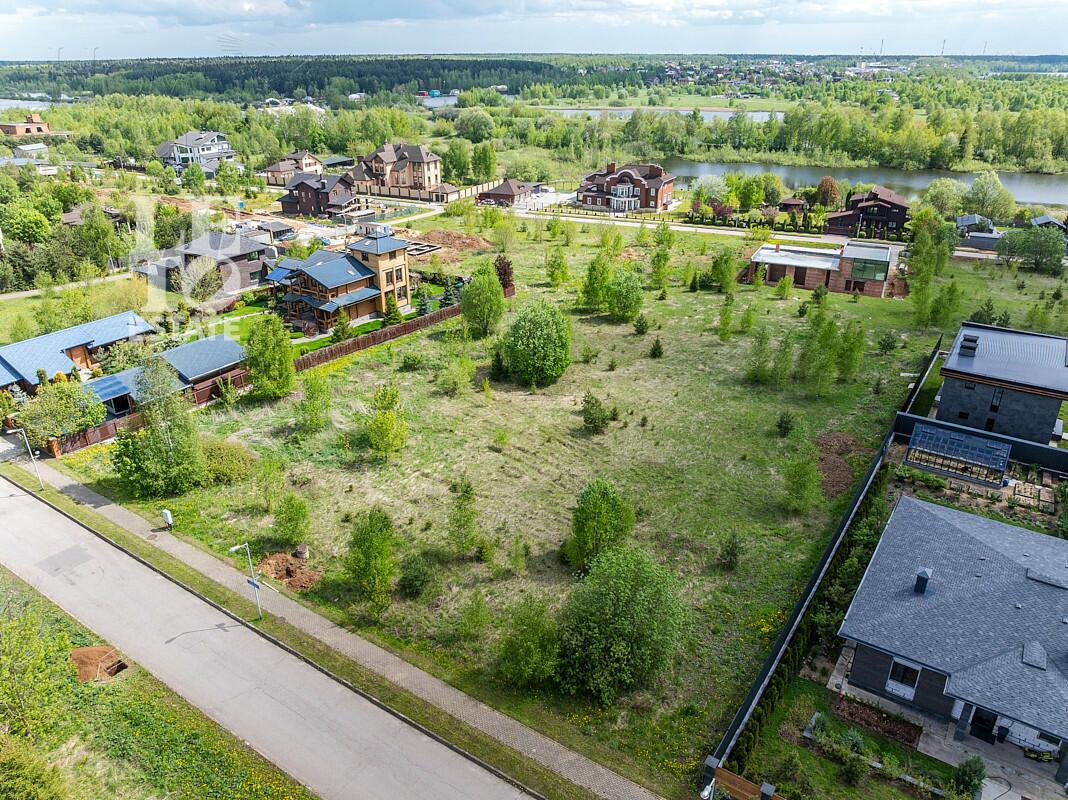 Участок 49.33 сот. в охраняемом поселке