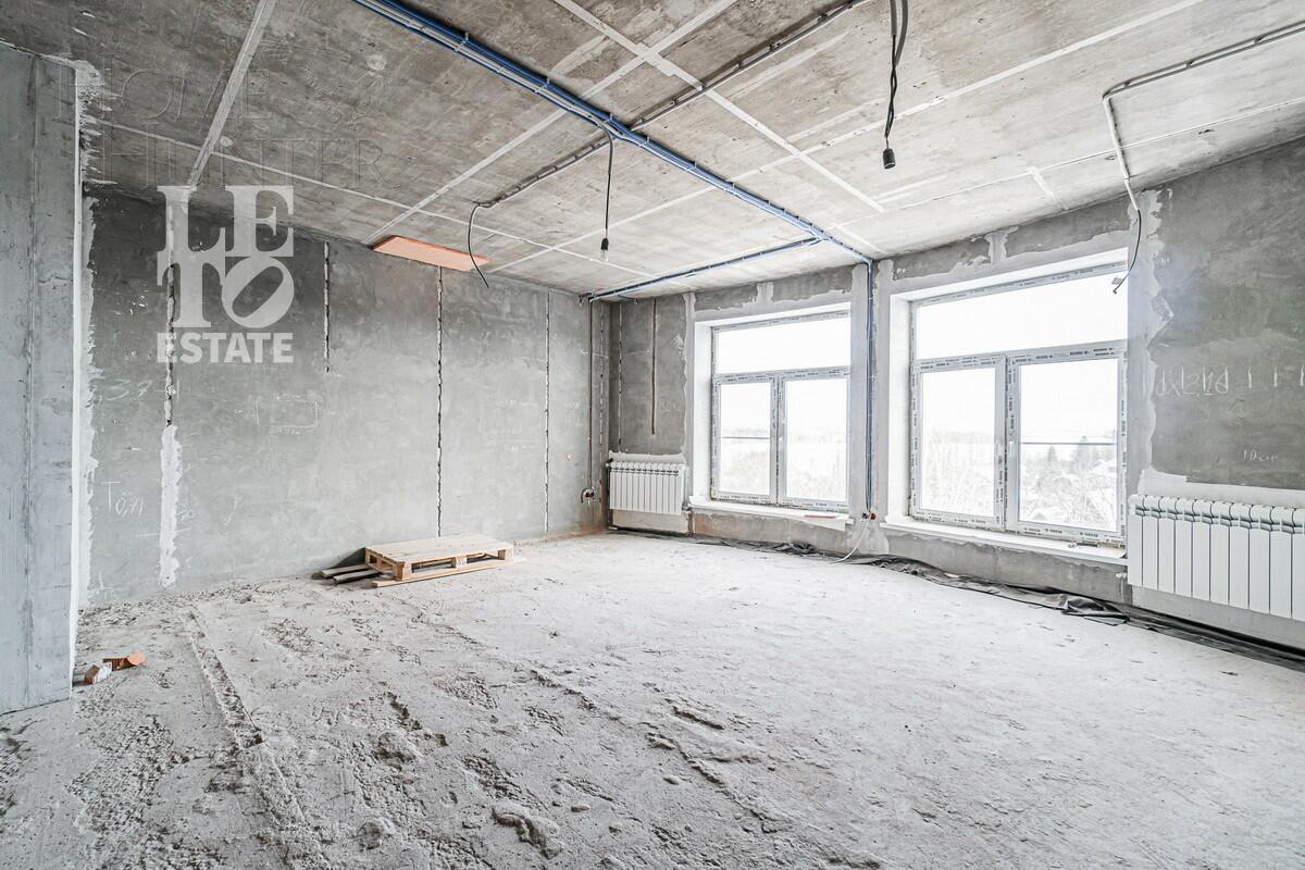 2-этажный коттедж 680 м² без отделки