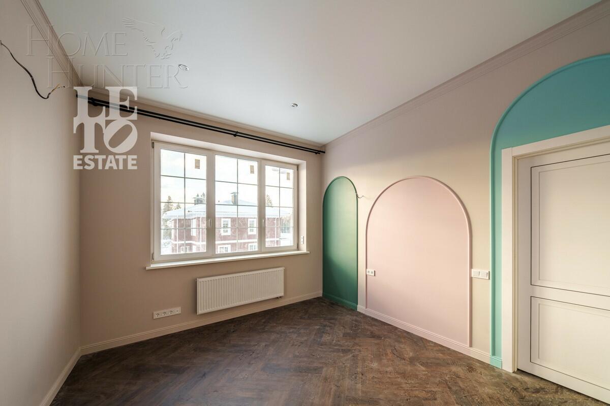 2-этажный коттедж 245.3 м² с отделкой