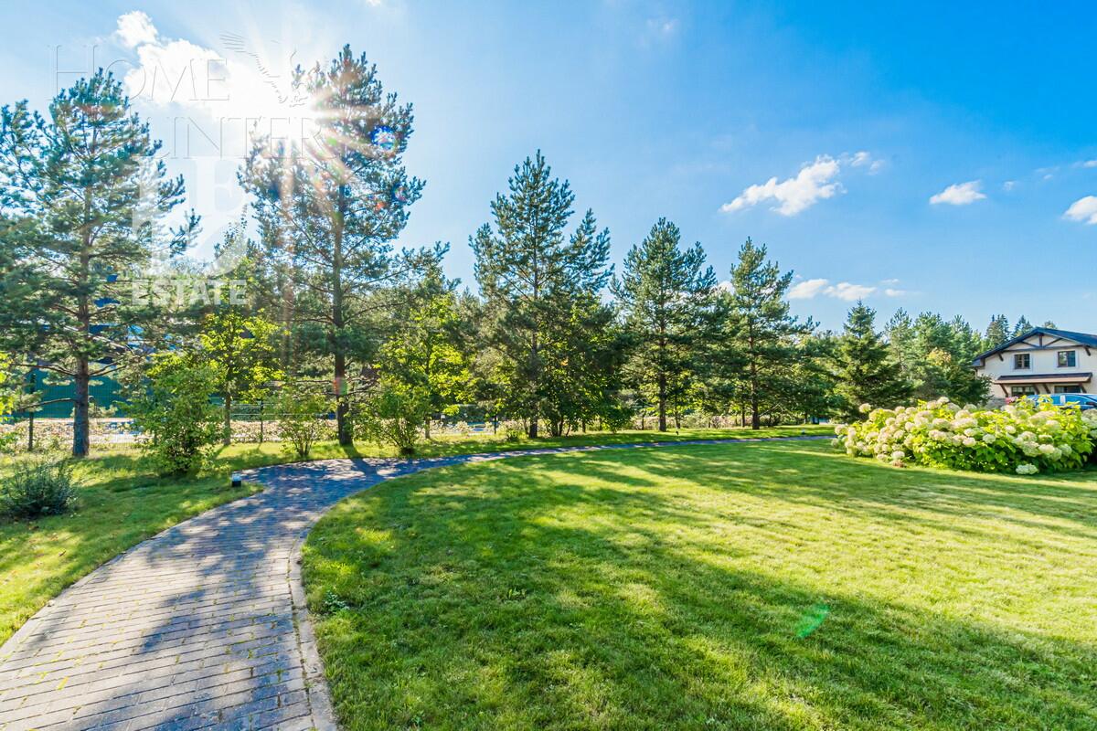 2-этажный коттедж 1 272.6 м² без отделки