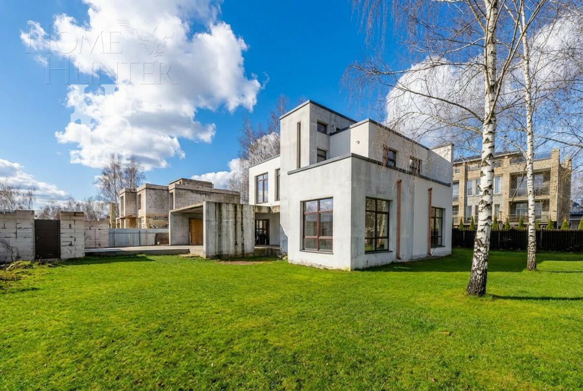 2-этажный коттедж 300 м² без отделки