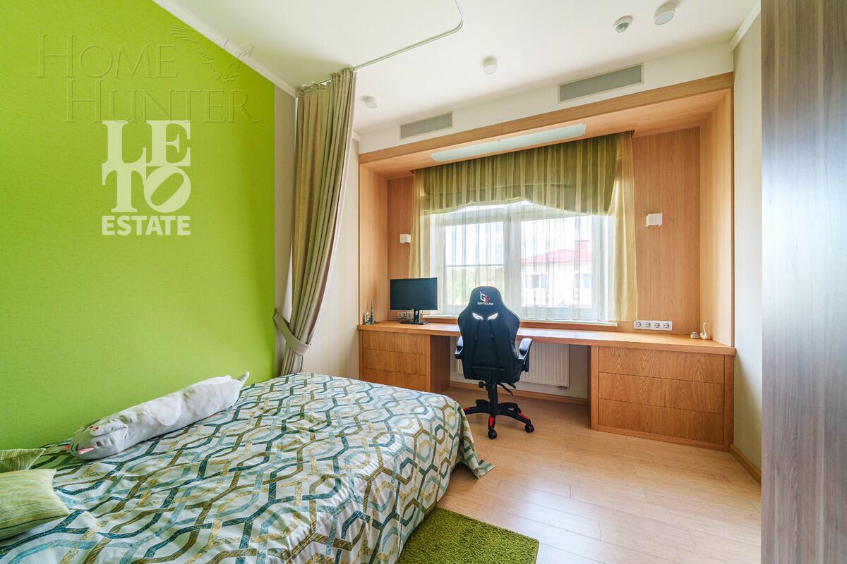 3-этажный коттедж 500 м² с отделкой