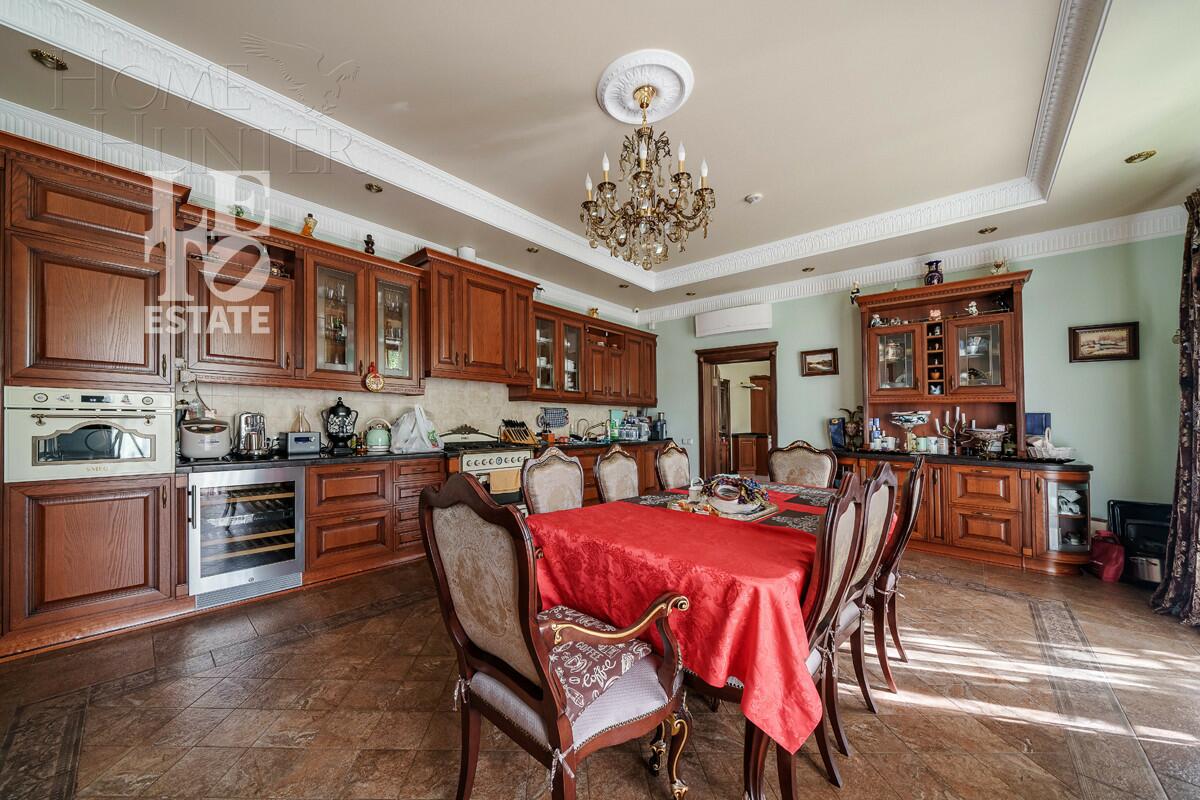 2-этажный коттедж 848 м² без отделки