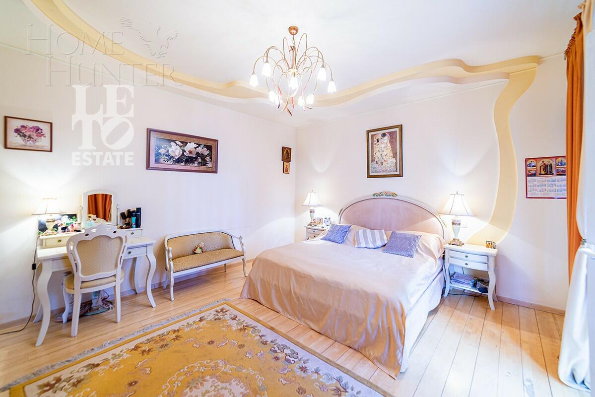 3-этажный коттедж 490 м² с отделкой